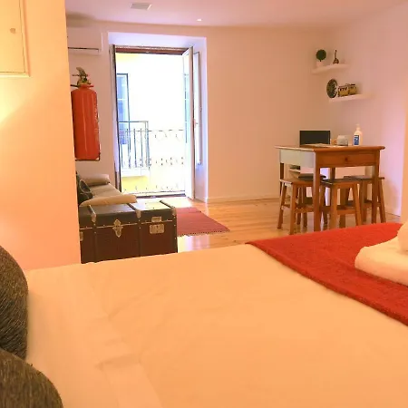 Apartman Cozy In Mouraria With Ac *